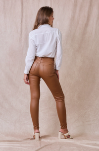 Ana & Lucy - Coated Pants - Camel