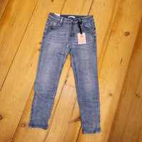 Jewelly Jeans - Stone Used