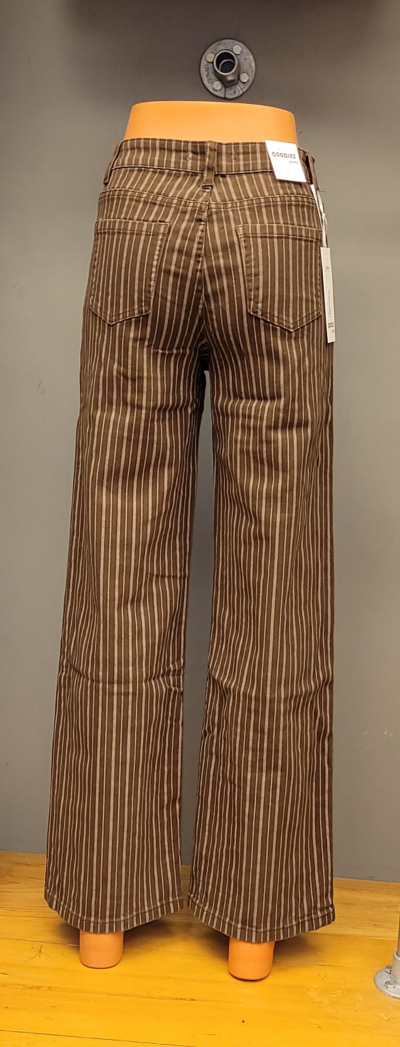 Goodies - Wide Leg - Streep Bruin