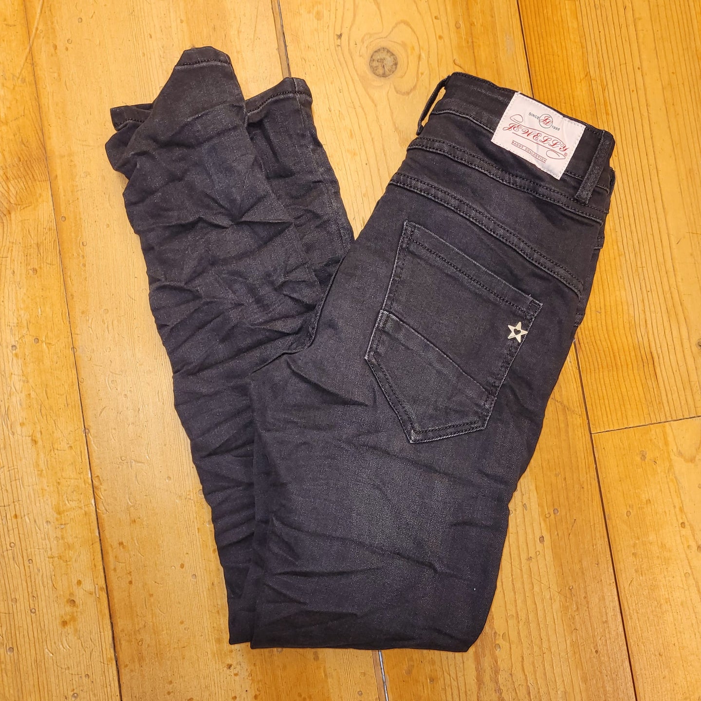 Jewelly Jeans - Black Used met sierknopen