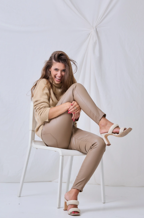 Ana & Lucy - Coated Pants - Beige