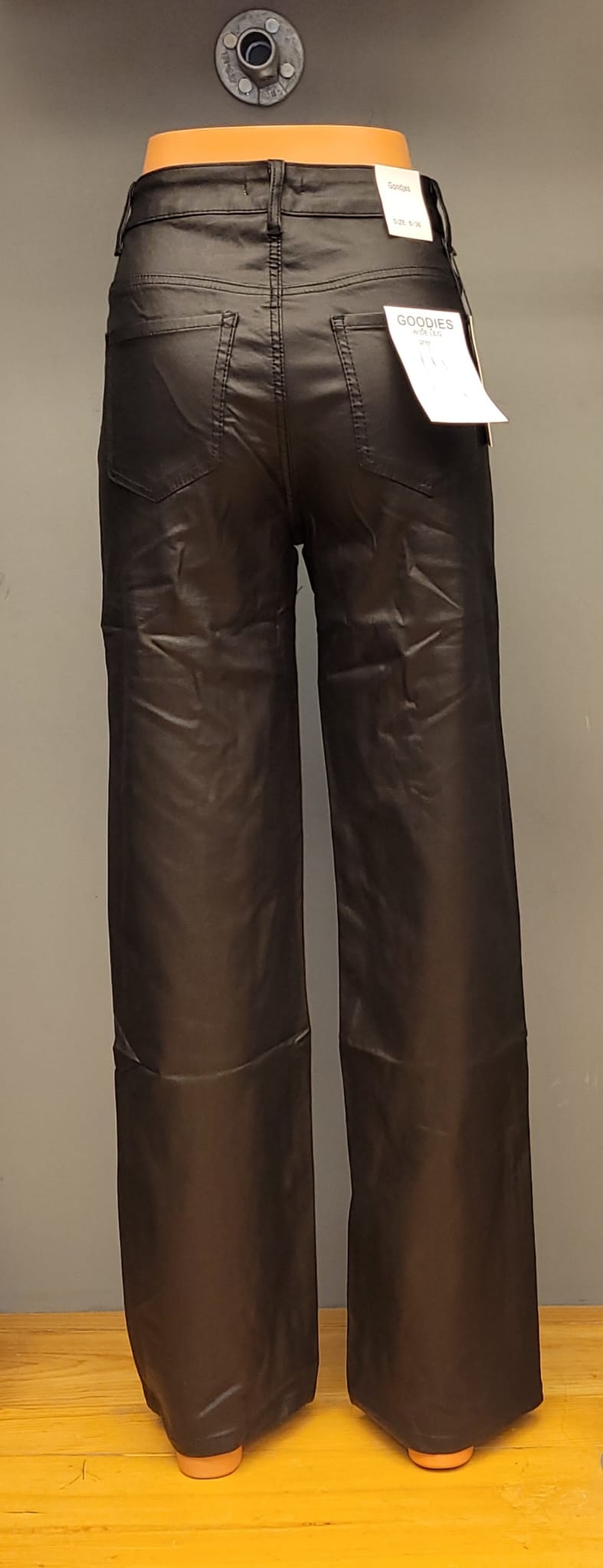 Goodies - Wide Leg - Leatherlook Zwart